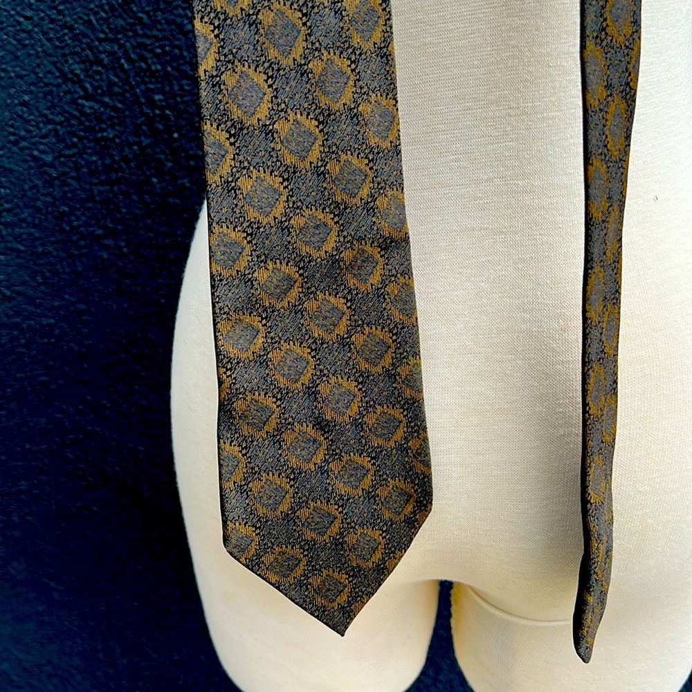 CLASSIC FENDI ROMA TIE